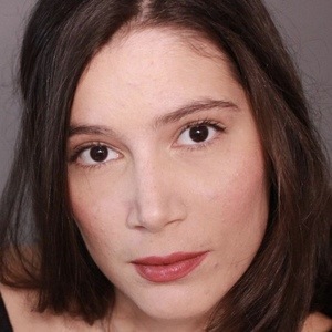 Julia Jolie image 4