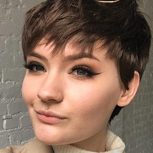 Julia Marie, 26 (Instagram Star)