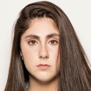 Julia Marley, 23 (TV Actress)