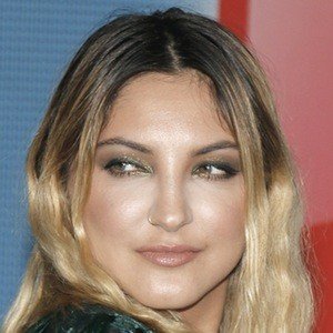 Julia Michaels, 31 (流行歌手)