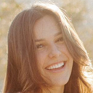 Julia Poe