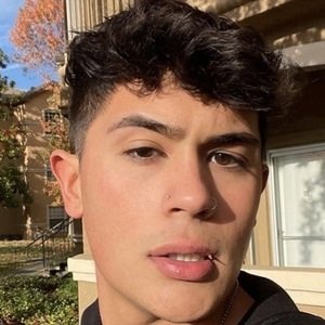 Julian Fernandez image 6