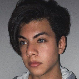 Julian Jara, 26 (DJ)