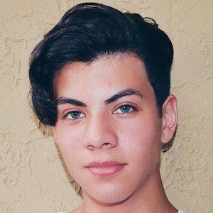Julian Jara, 26 (DJ)