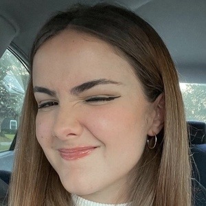 Juliana Uribbe, 24 (TikTok Star)