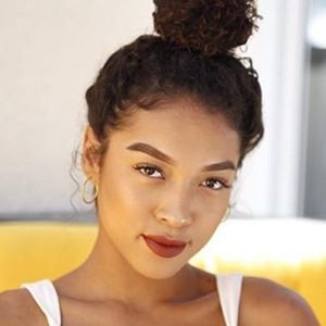 Julianna Astrid image 2