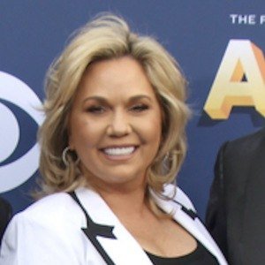 Julie Chrisley, 51 (现实之星)