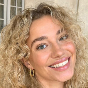 Julie Hocke, 28 (Instagram明星)