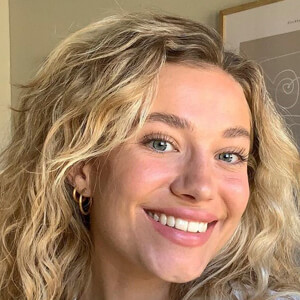 Julie Hocke, 28 (Instagram明星)