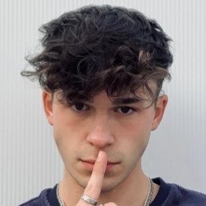 Julien Brown image 4