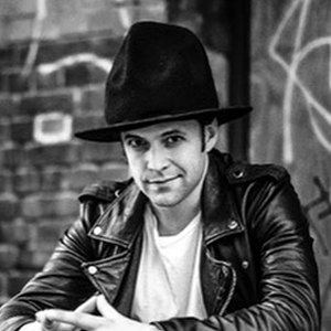 Julien Dauphin image 4