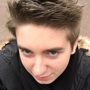 JulienS3, 26 (Estrelas do YouTube)