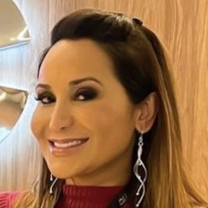 Julliana Cunha, 46 (醫生)