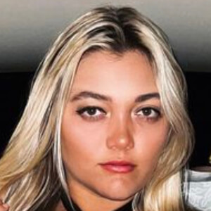 Julz Dunne (TikTok Star) - Age, Birthday, Bio, Facts, Family, Net Worth