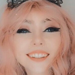 JustaMinx, 29 (Twitch Star)
