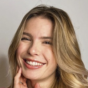 justezoe, 24 (TikTok Star)