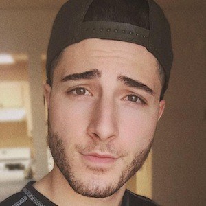 Justin Bryte, 32 (Cantante Pop)