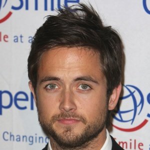 Justin Chatwin image 7