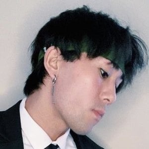 Justin Eseller, 30 (TikTok Star)