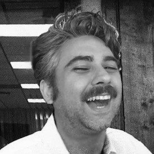 Justin Robert Young, 42 (播客主持人)