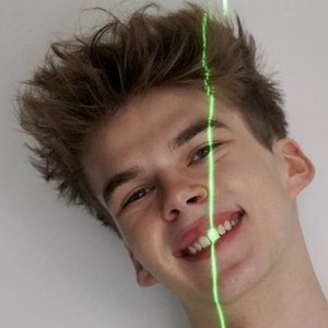Kacper Porębski, 22 (TikTok Star)