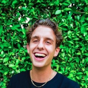 Kade Speiser, 30 (Instagram明星)