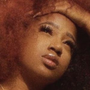 KaelynKastle image 4