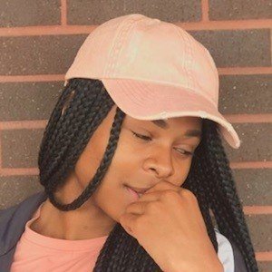 Kailani Loren, 26 (YouTube Star)