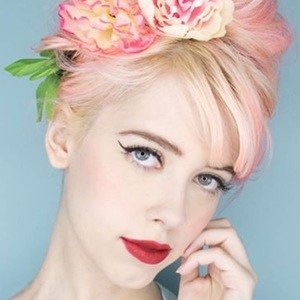 Kailey Flyte, 31 (Estrella de Instagram)