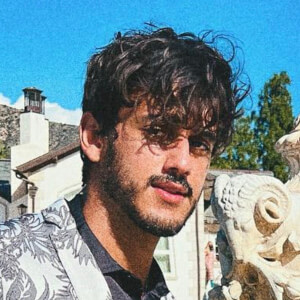 Kais Boukthir, 28 (電視演員)