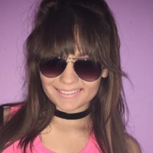 Kaitlin Kal Lee, 32 (流行歌手)