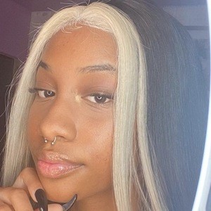 Kaiya LeChe, 23 (TikTok Star)