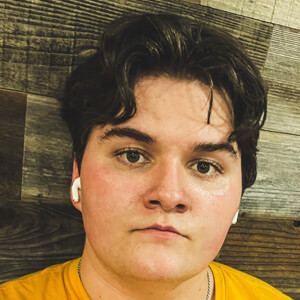 Kalani Ghost Hunter, 27 (TikTok明星)