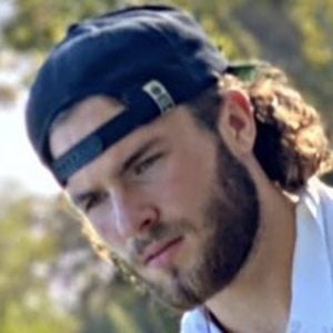 Kaleb Mikulan, 23 (Estrella de TikTok)