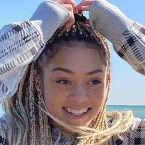 Kamaia Fairburn, 21 (TV-Schauspielerin)