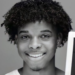 Kameron Wells image 4