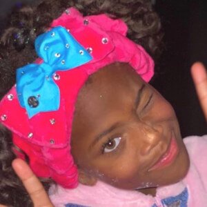 Kamryn Smith image 7