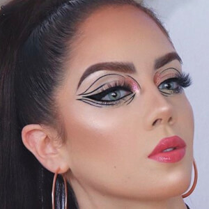 Karen de la Torre, 36 (TikTok明星)