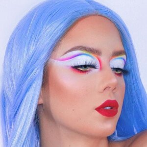 Karen de la Torre image 7