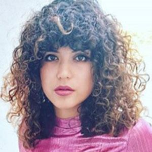 Karen Harding, 33 (Pop Singer)