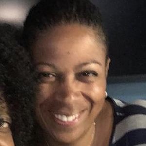Karen Hunter, 59 (Journaliste)