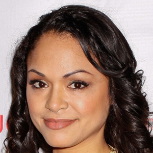 Karen Olivo, 49 (舞台女演员)