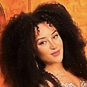 Karen Portela, 37 (YouTube Star)