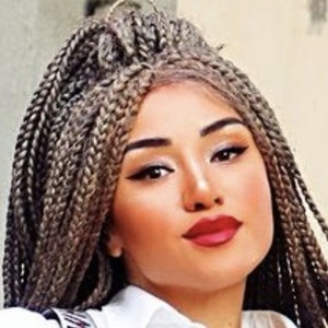 Karen Portela, 36 (YouTube明星)