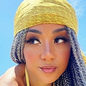 Karen Portela, 37 (Star di YouTube)