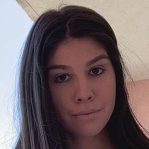 Karen Zafiros, 29 (TikTok明星)