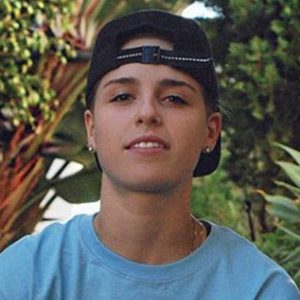 Karin DeStilo, 27 (YouTube明星)