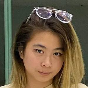 Karina Boenardi, 26 (TikTok Star)