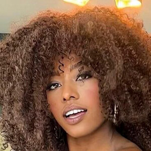 Karina Nicoldine image 8