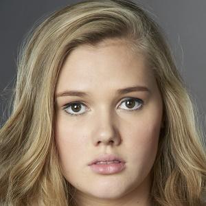 Karis Cameron, 29 (TV Actress)